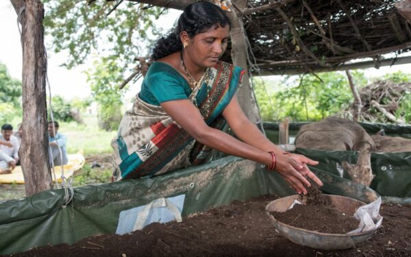 How to Enhance Soil Organic Carbon – Uniting Traditional and Innovative Practices